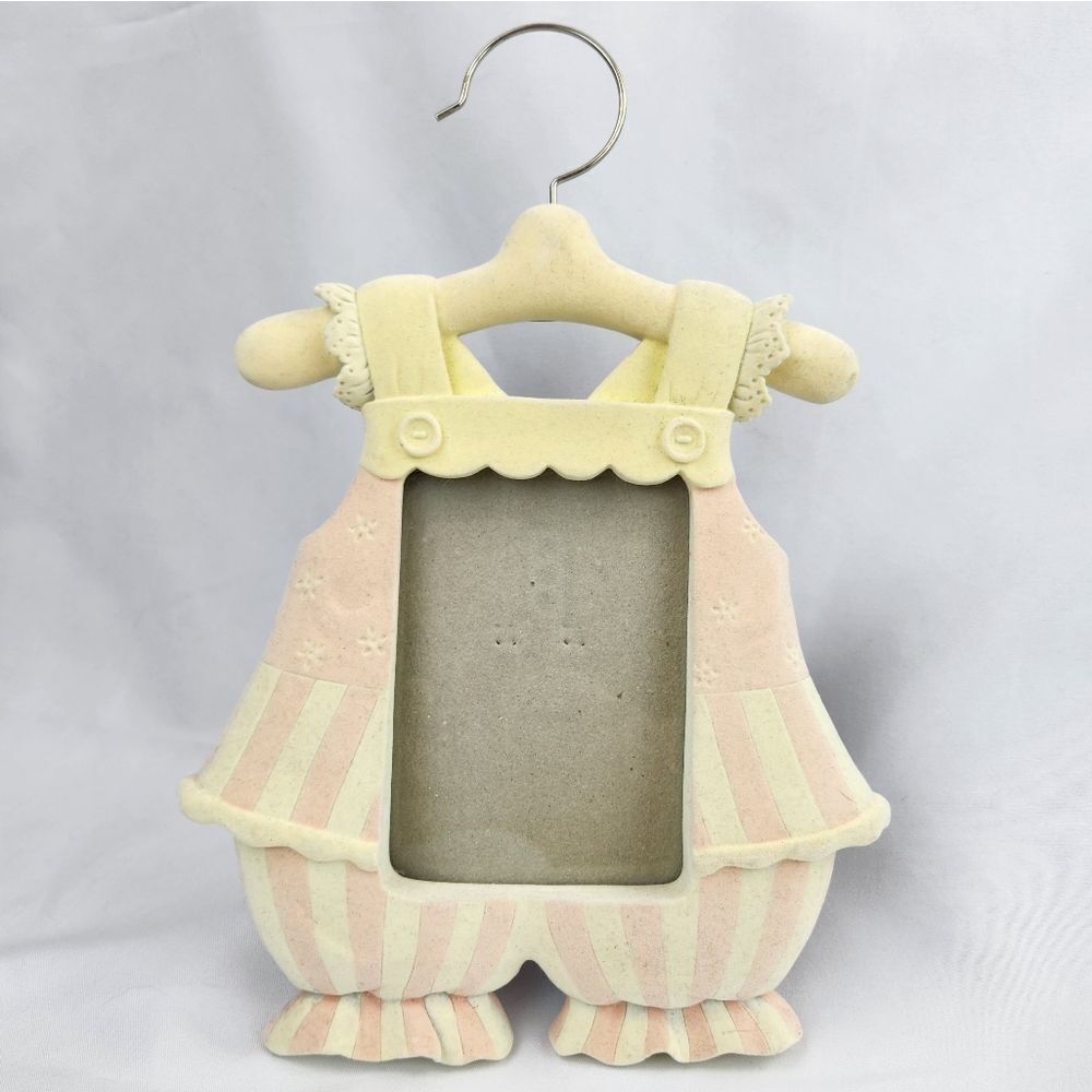 💜RARE Vintage Connoisseur Pink Hanging Girl's Jumper 3.5 x 5 Baby Photo Frame